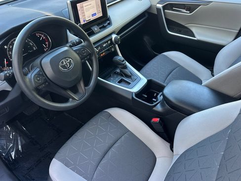 Certified 2025 Toyota RAV4 XLE FWD image 10