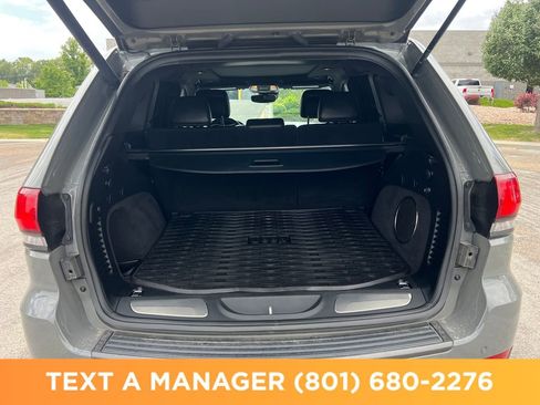 Used 2020 Jeep Grand Cherokee Trailhawk w/ Trailhawk Luxury Group AWD/4WD image 22