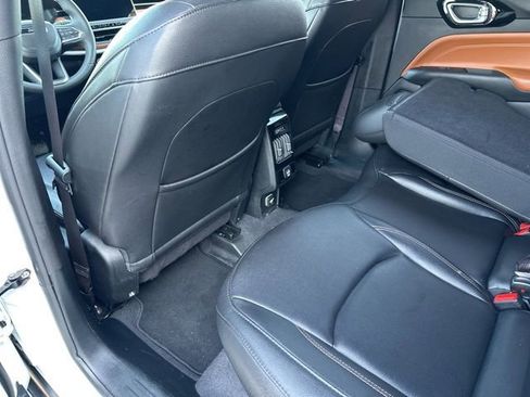 Used 2024 Jeep Compass Limited image 49