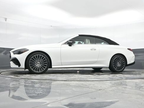 New 2026 Mercedes-Benz CLE 300 4MATIC Cabriolet image 41