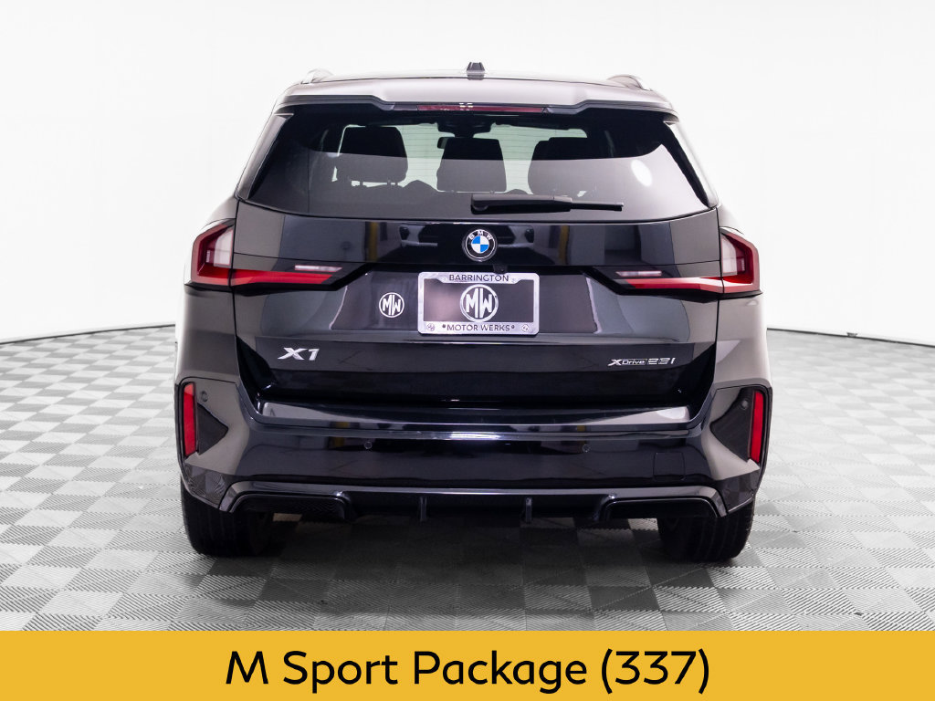 Used 2024 BMW X1 xDrive28i w/ M Sport Package AWD/4WD image 4