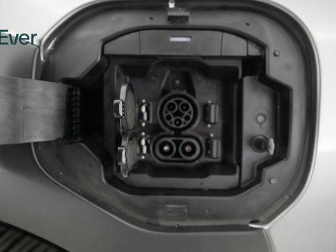 Used 2023 Subaru Solterra AWD image 10