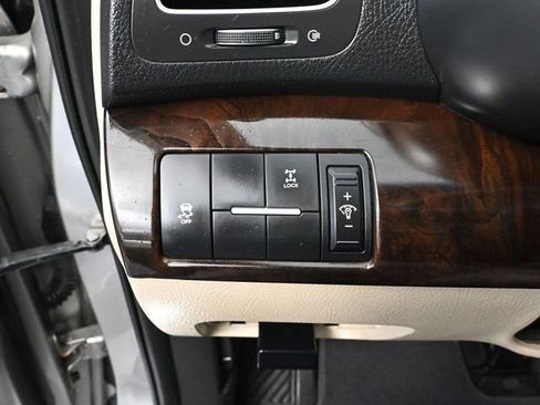 Used 2015 Kia Sorento LX image 29