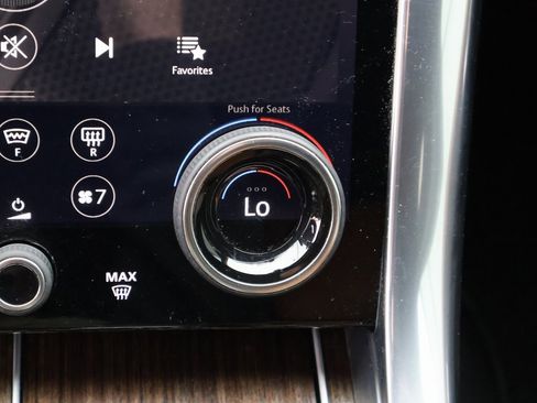 Used 2018 Land Rover Range Rover Sport Supercharged image 31