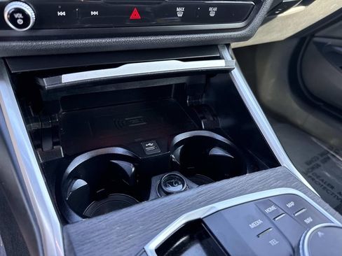 Used 2024 BMW 430i Convertible image 25