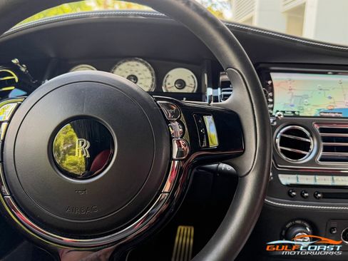 Used 2018 Rolls-Royce Wraith image 33