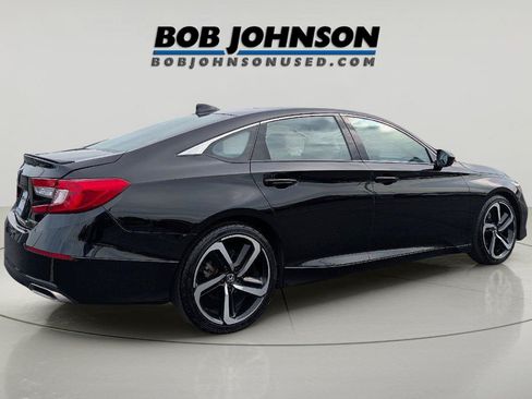 Used 2021 Honda Accord Sport image 6