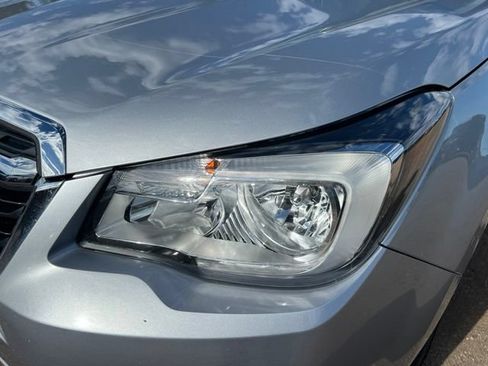 Used 2018 Subaru Forester 2.5i Premium AWD/4WD image 9