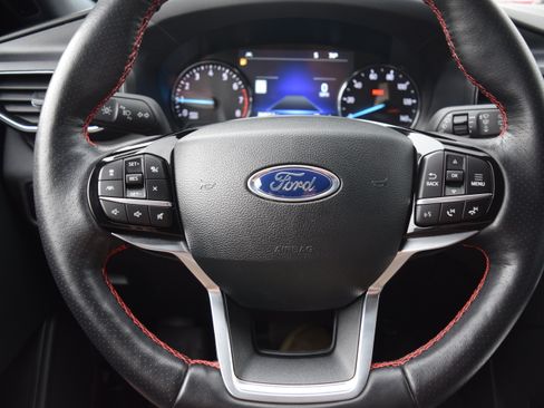 Used 2023 Ford Explorer ST-Line AWD/4WD image 11