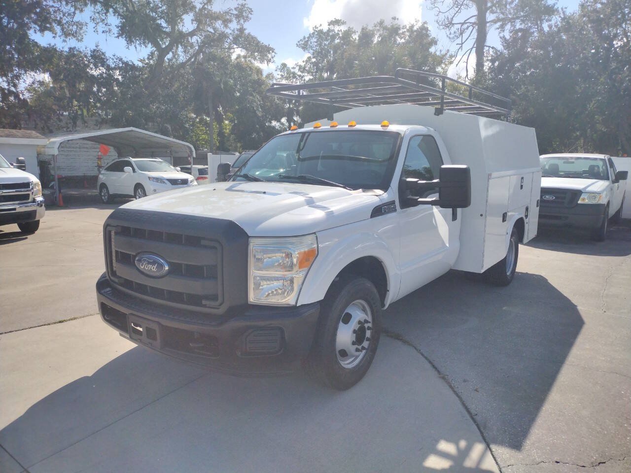 Used 2015 Ford F350 XL RWD image 4