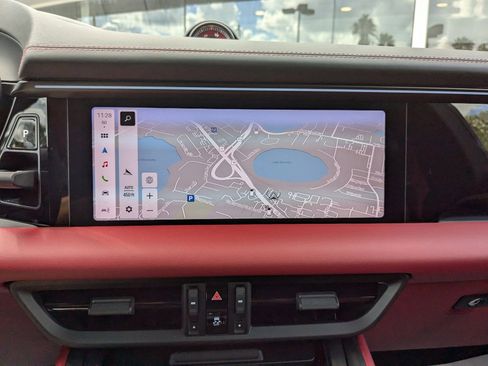 Certified 2024 Porsche Macan 4 Electric image 15