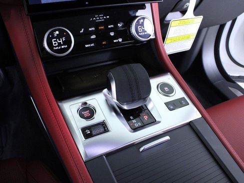 New 2025 Jaguar F-PACE R-Dynamic S AWD/4WD image 22