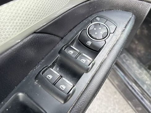 Used 2016 Ford Explorer XLT w/ Equipment Group 202A image 22