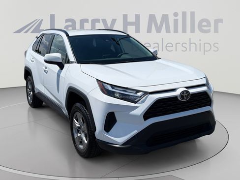 Certified 2025 Toyota RAV4 XLE AWD/4WD image 7