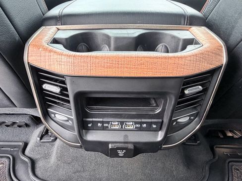 Used 2022 RAM 1500 Limited AWD/4WD image 30
