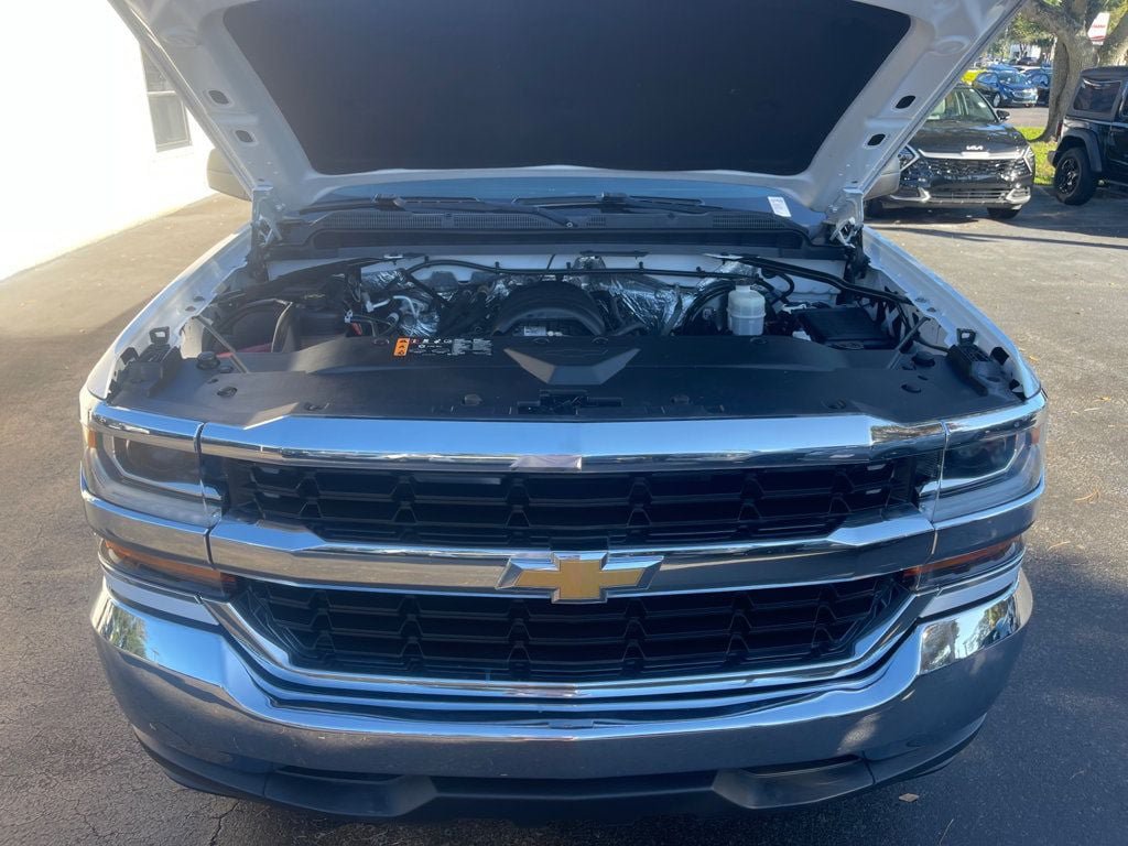 Used 2017 Chevrolet Silverado 1500 W/T RWD image 20