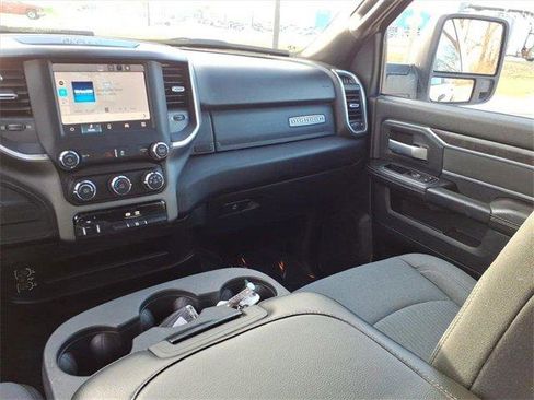 Used 2024 RAM 3500 Big Horn image 10