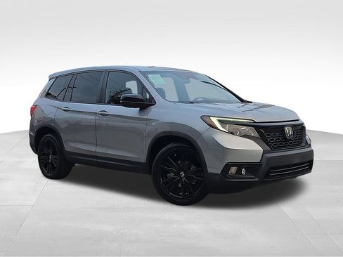 Used 2021 Honda Passport Sport image 1