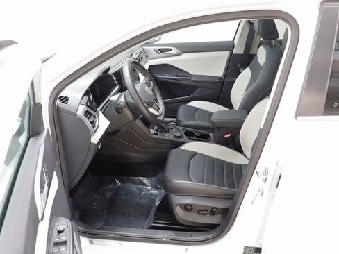 Used 2025 Volkswagen Taos SEL w/ Black Wheel Plus Package image 6