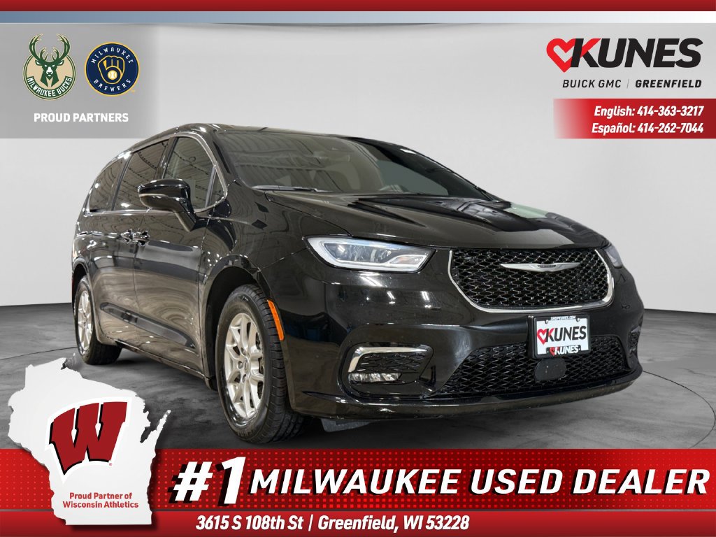 Used 2025 Chrysler Pacifica Select FWD image 1