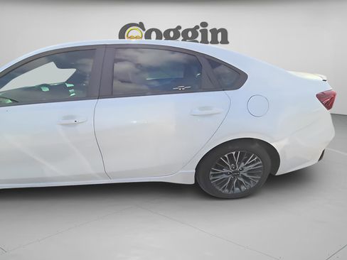 Used 2022 Kia Forte GT-Line w/ GT-Line Premium Package image 23