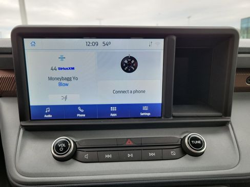 Used 2022 Ford Maverick Lariat w/ Lariat Luxury Package image 9