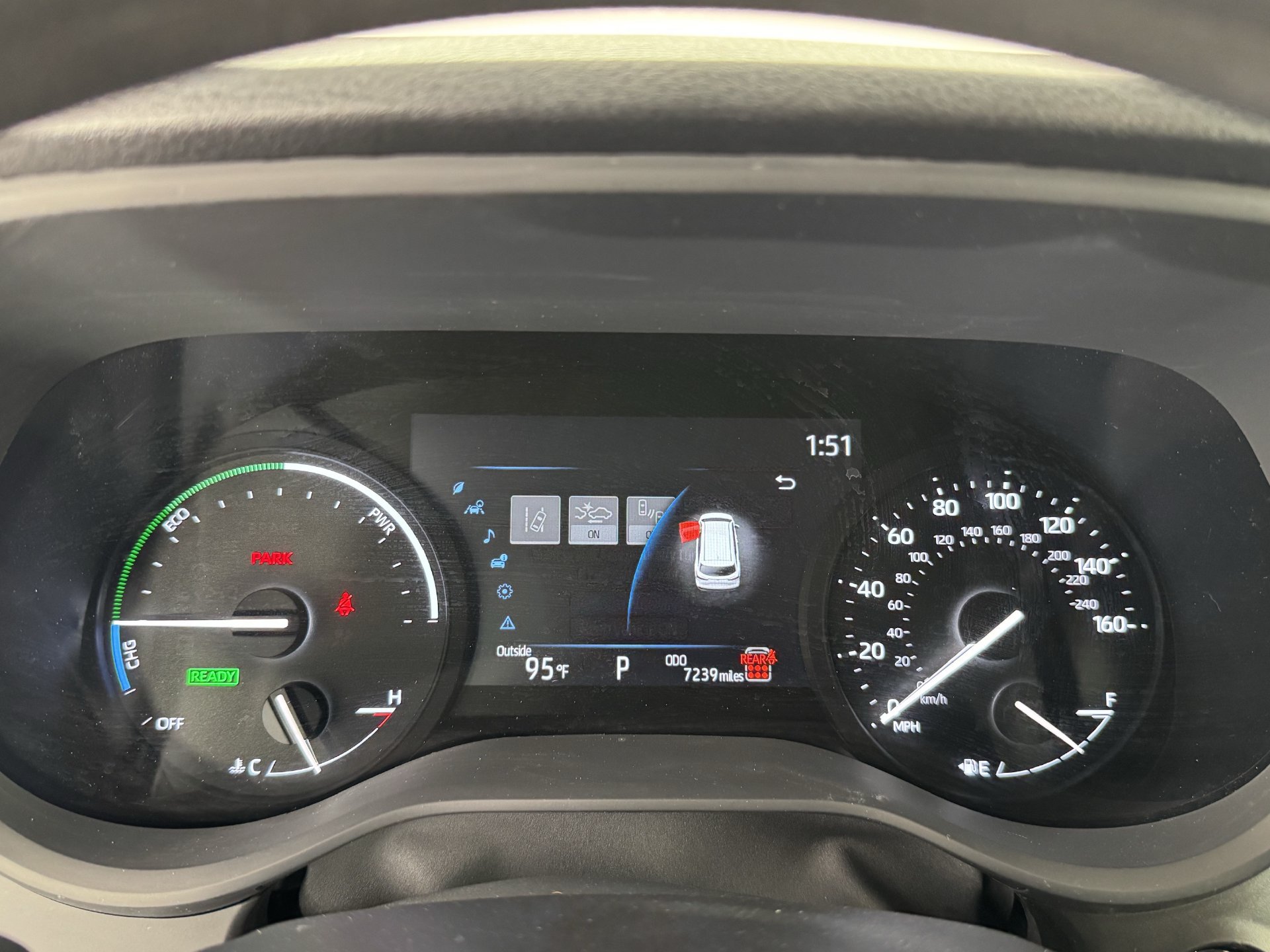 Certified 2026 Toyota Sienna LE FWD image 26