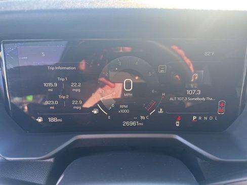 Used 2025 GMC Acadia Elevation image 15