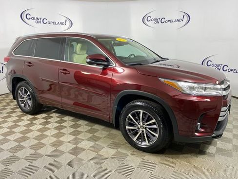 Used 2017 Toyota Highlander XLE w/ Protection Package #3 image 1