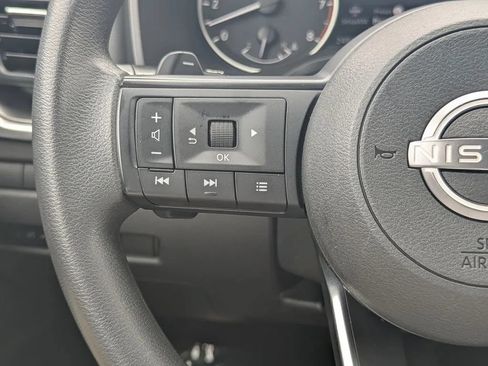 Certified 2024 Nissan Rogue SV FWD image 21