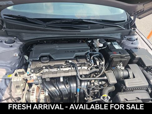 Used 2023 Hyundai Elantra SEL w/ Convenience Package FWD image 18
