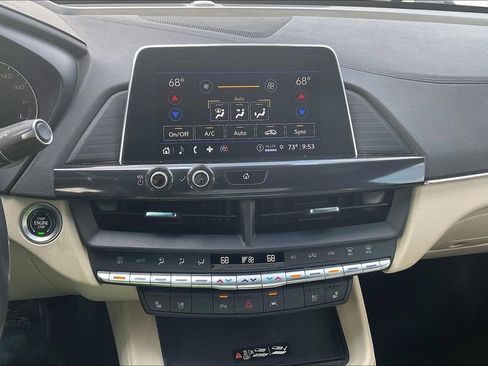 Used 2022 Cadillac CT4 Premium Luxury w/ Climate Package RWD image 32