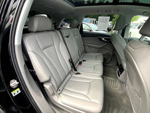 Used 2023 Audi Q7 3.0T Premium Plus image 16