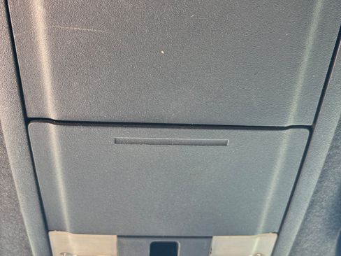 Used 2012 Ford F250 Lariat image 19