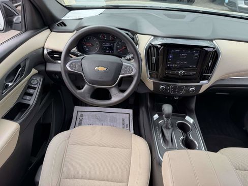 Certified 2023 Chevrolet Traverse LS FWD image 14