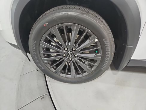 New 2026 Nissan Pathfinder SL w/ SL Premium Package AWD/4WD image 26