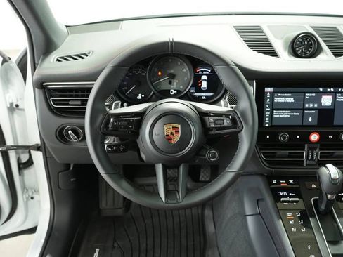 New 2026 Porsche Macan S image 13