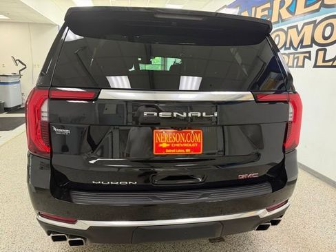 Used 2025 GMC Yukon Denali AWD/4WD image 6