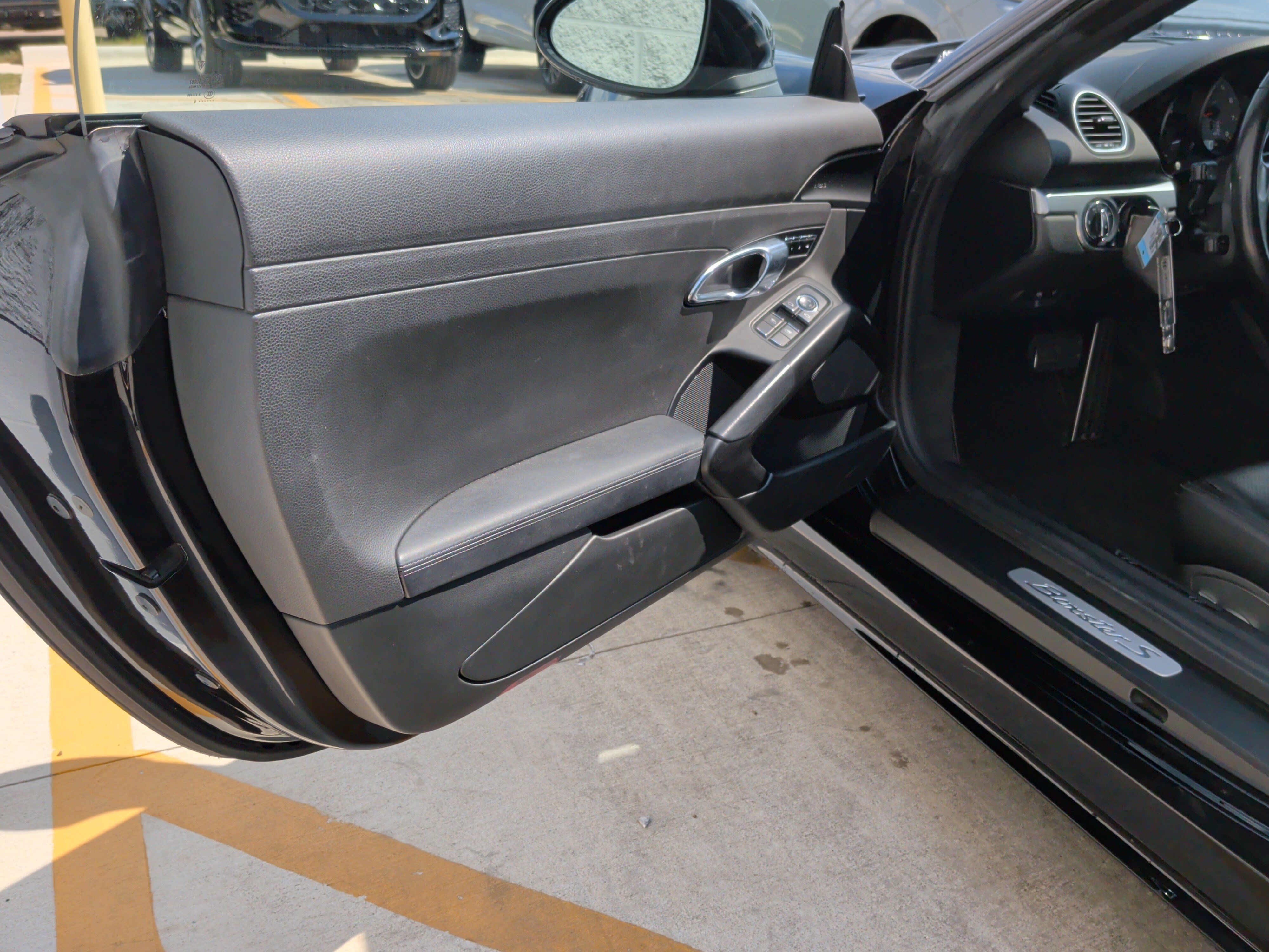 Used 2017 Porsche 718 Boxster S RWD image 13