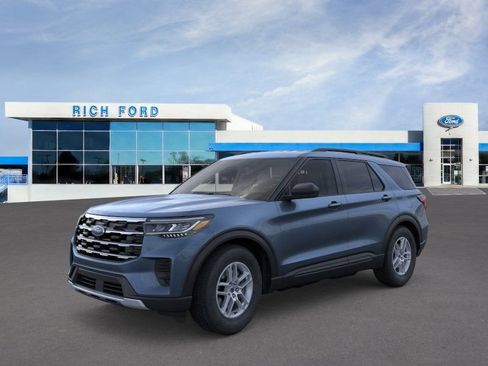 New 2026 Ford Explorer Active RWD image 2