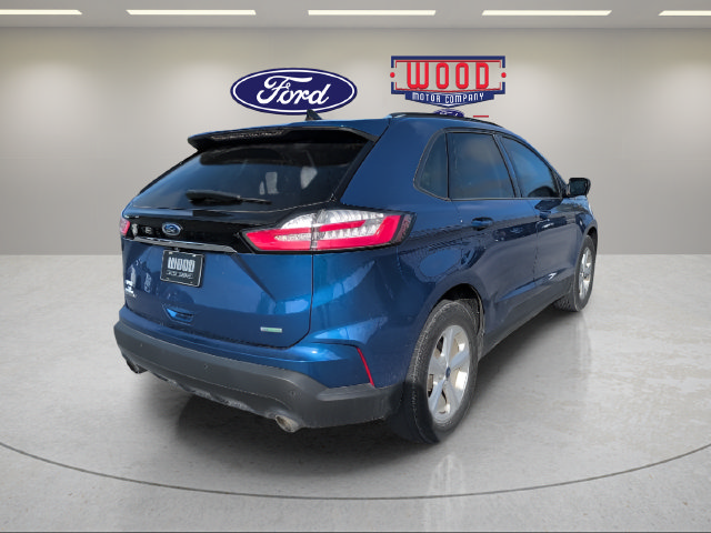 Used 2020 Ford Edge SE FWD image 3