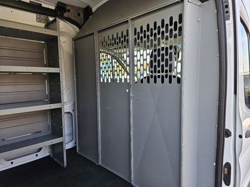 Used 2020 Ford Transit 250 Medium Roof RWD image 26