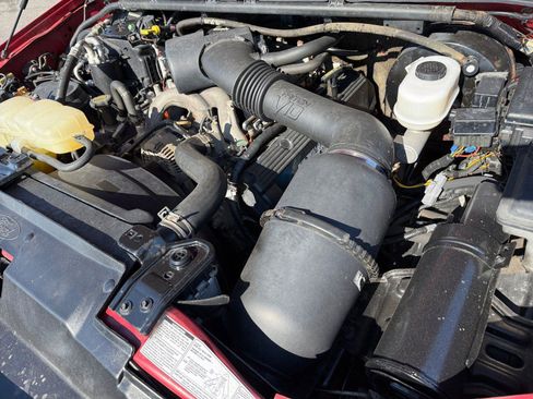 Used 2001 Ford F250 Lariat image 10