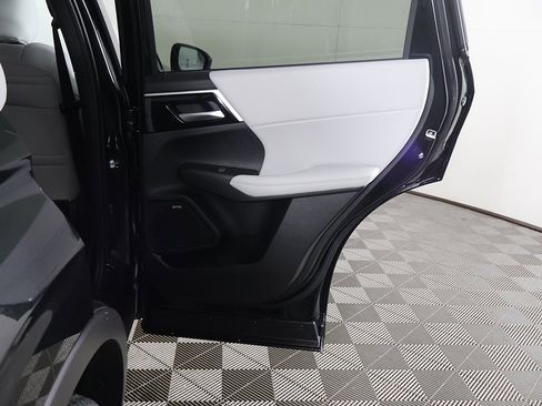 New 2026 Mitsubishi Outlander SE image 28