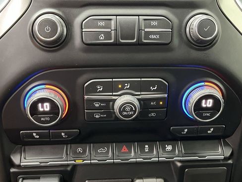 Certified 2021 Chevrolet Silverado 1500 LT w/ Bed Protection Package AWD/4WD image 22