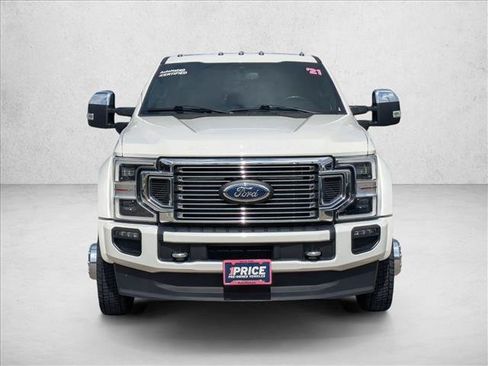 Used 2021 Ford F450 Platinum w/ FX4 Off-Road Package AWD/4WD image 2
