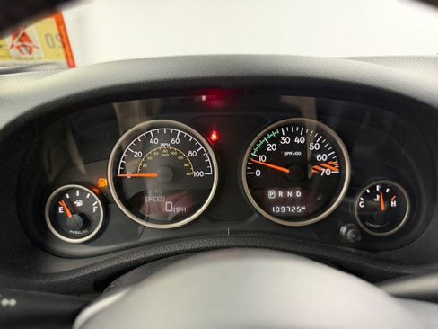 Used 2016 Jeep Wrangler Sahara AWD/4WD image 52