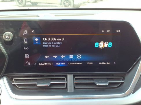 Used 2024 Chevrolet Trax LT w/ Driver Confidence Package FWD image 25