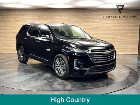 Used 2022 Chevrolet Traverse High Country image 1