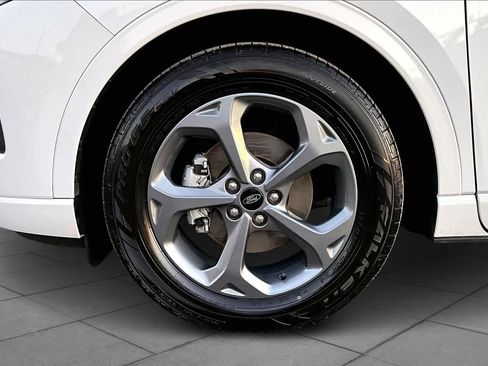 Certified 2023 Ford Escape ST-Line image 10